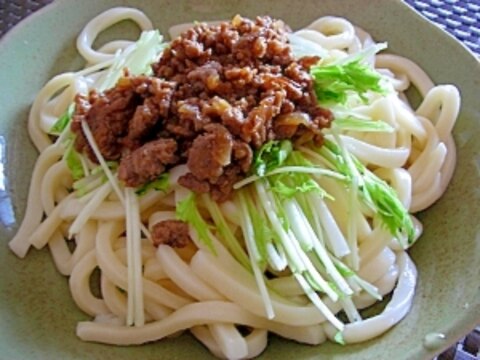 冷やし肉味噌うどん